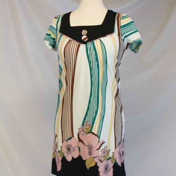 Short Sleeve Stretchy Floral Dress M - Picture 6 of 6